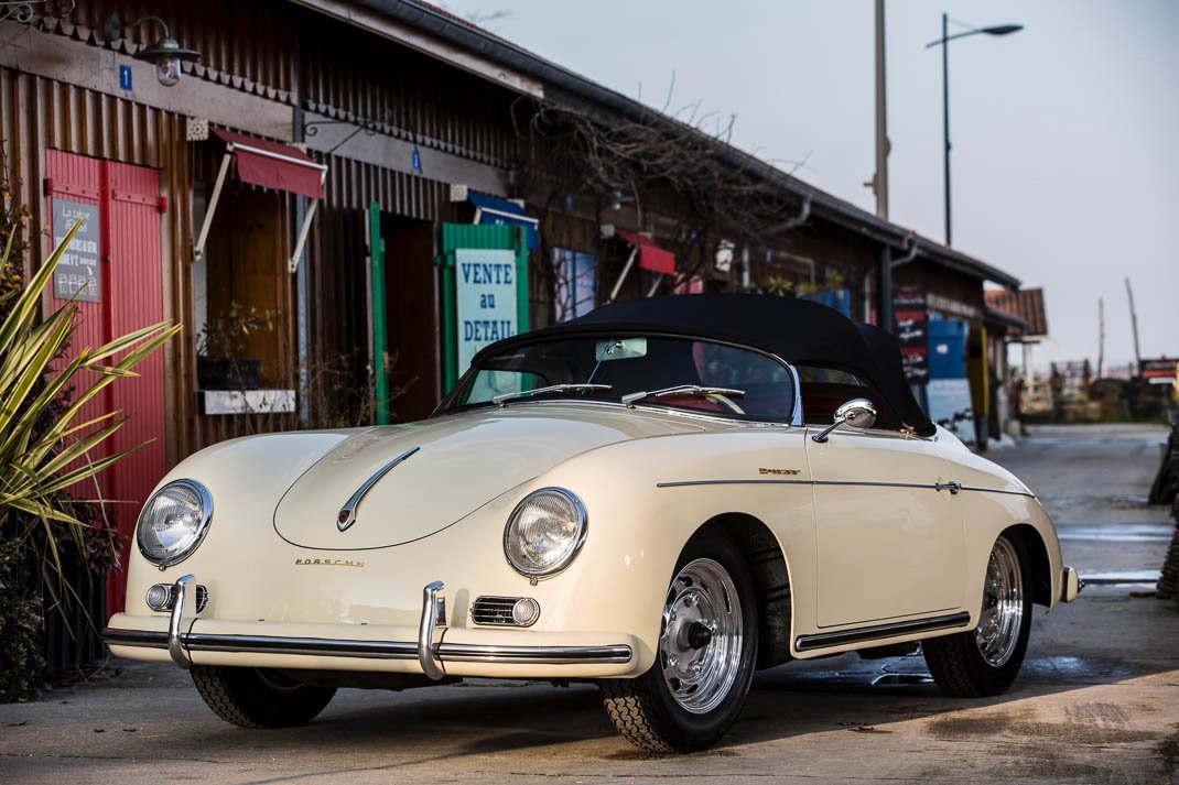 Voiture Porsche 356 Speedster Ivoir Cuir Rouge 1957