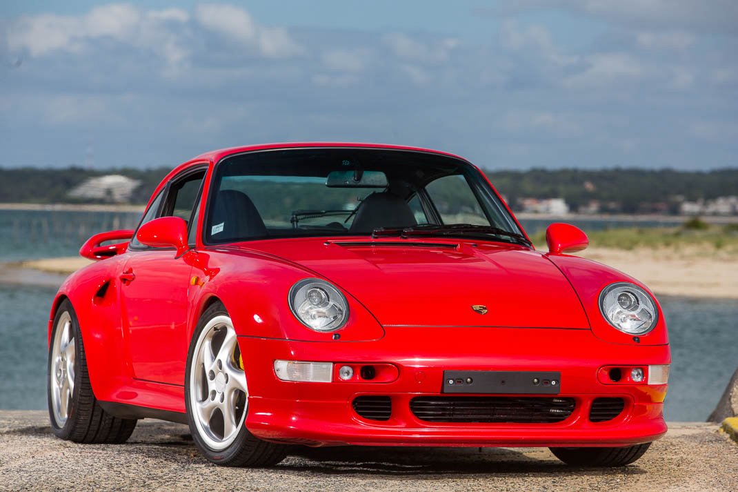 Voiture Porsche 993 Turbo S Coupé Rouge