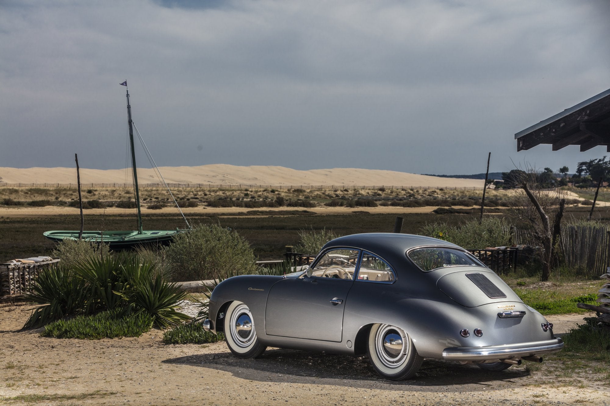 Voiture Porsche Préa Coupé Grigio Ferro Cabane