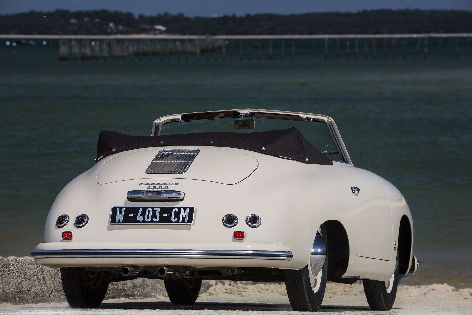 Voiture Porsche 356 Préa Cabrio Sable