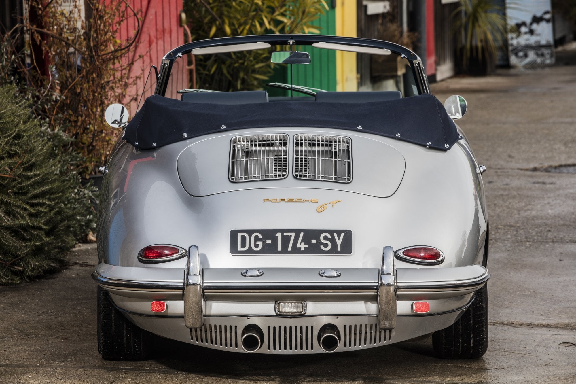 Voiture Porsche Cabriolet C6 Gris Argent - Intérieur Noir Cabane