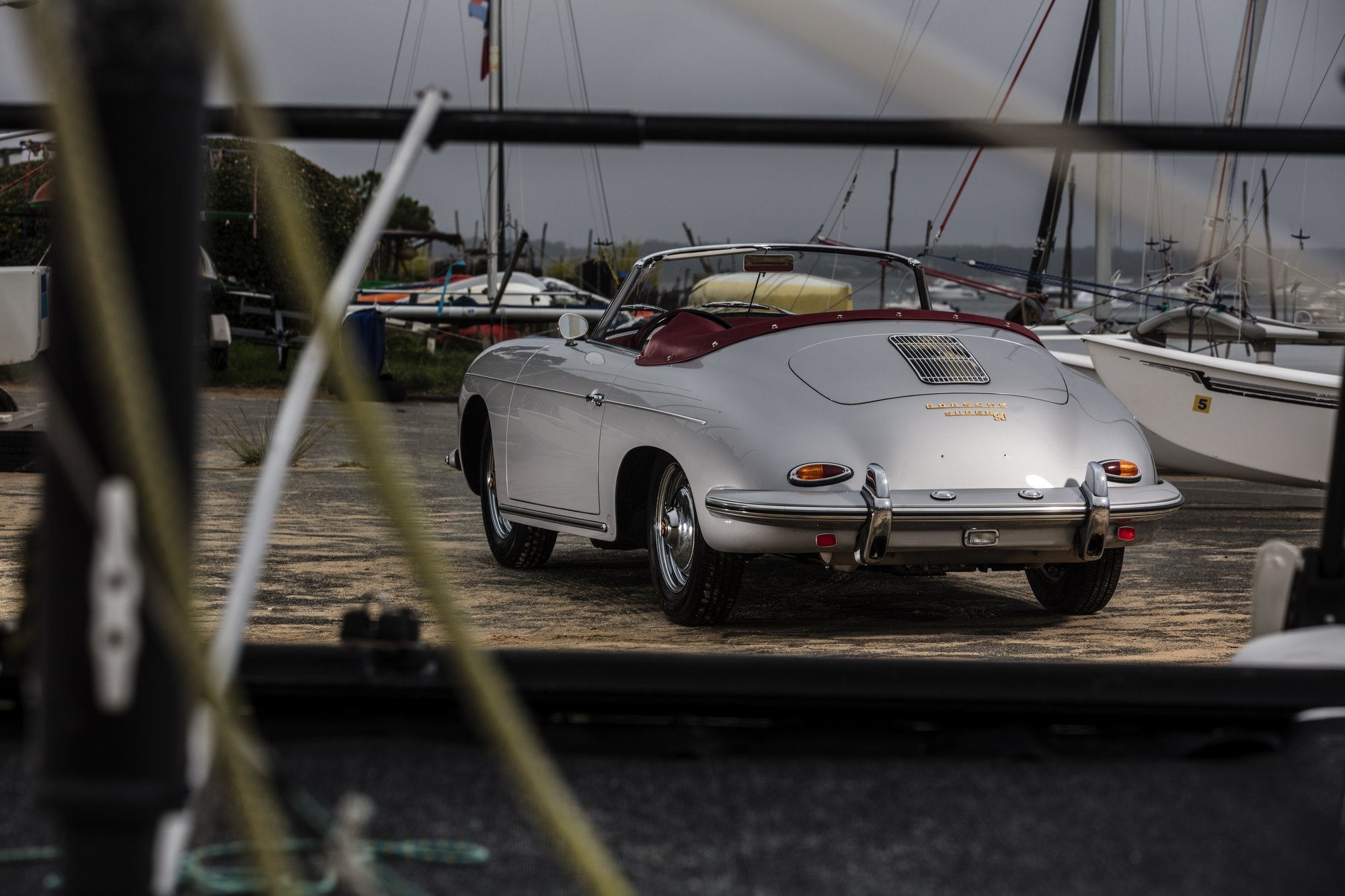 Voiture Porsche 356 BT5 Roadster Super 90 1960 Gris Argent Cuir Rouge Port