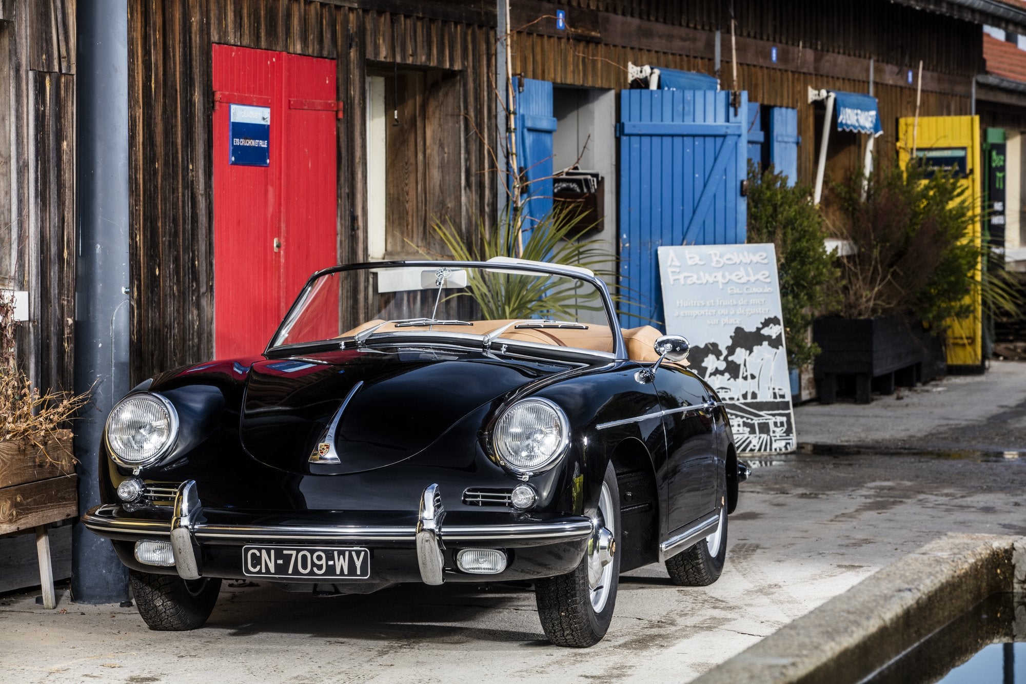 Voiture Porsche Roadster Noir Cuir Beige