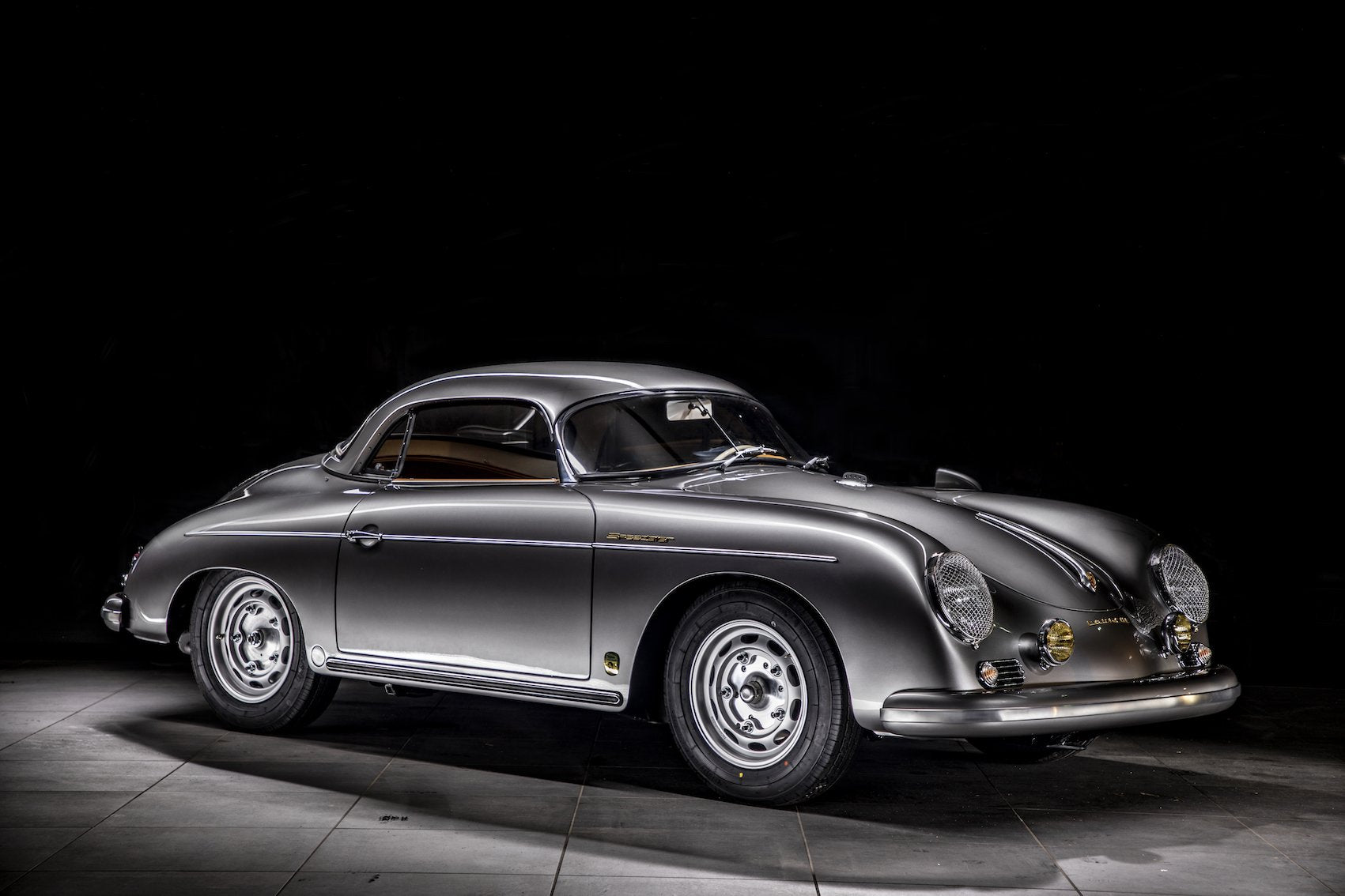 Voiture Porsche 356 A Grigio Ferror Speedster De 1958 Avec Hard Top