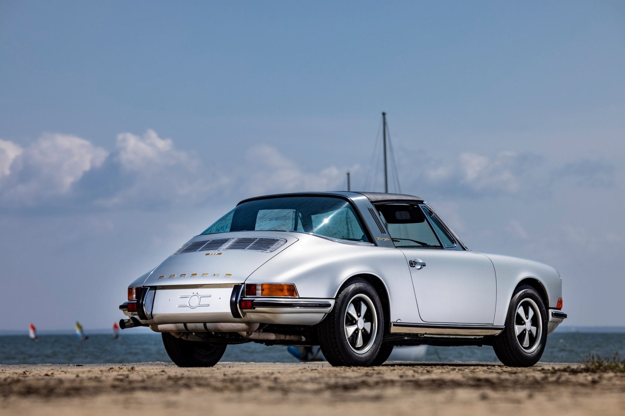 Voiture Porsche 911 Targa Grise S - Vendu Gris Argent