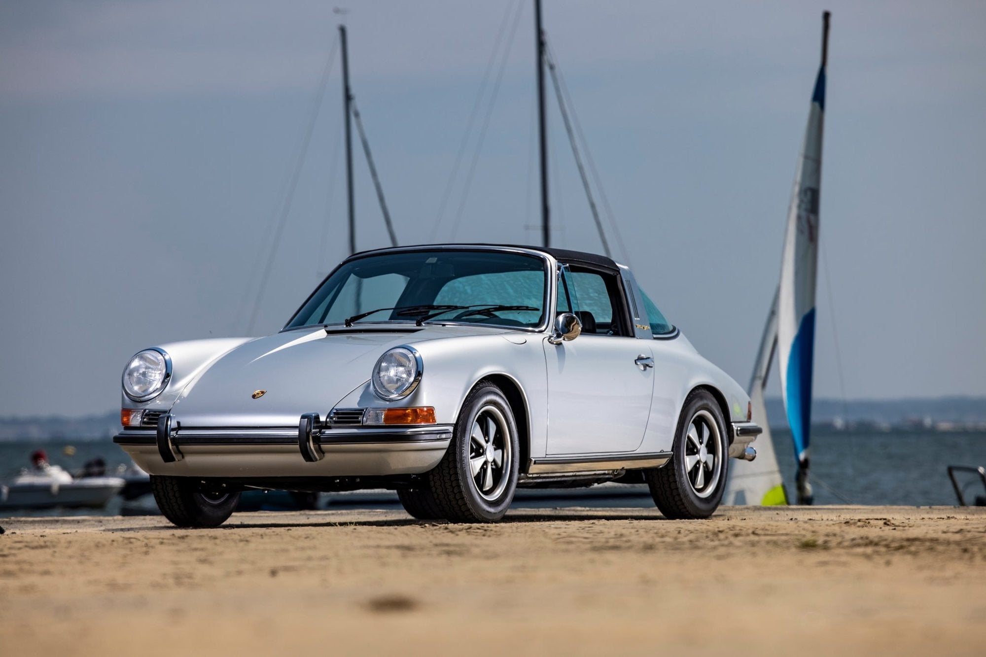 Voiture Porsche 911 Targa Grise S - Vendu Gris Argent