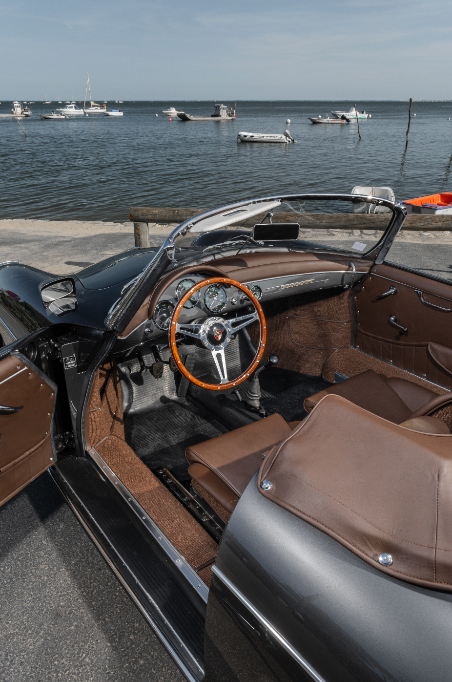 356 Roadster GT 1960 Dunkelgrau mit Schokoladenbraunem Innenraum, 160PS Motor