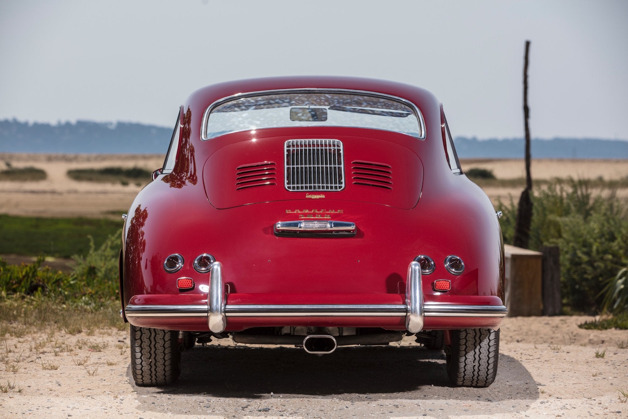 Voiture Porsche 356 At1 GT 1957 Coupé Rouge Siège Strille