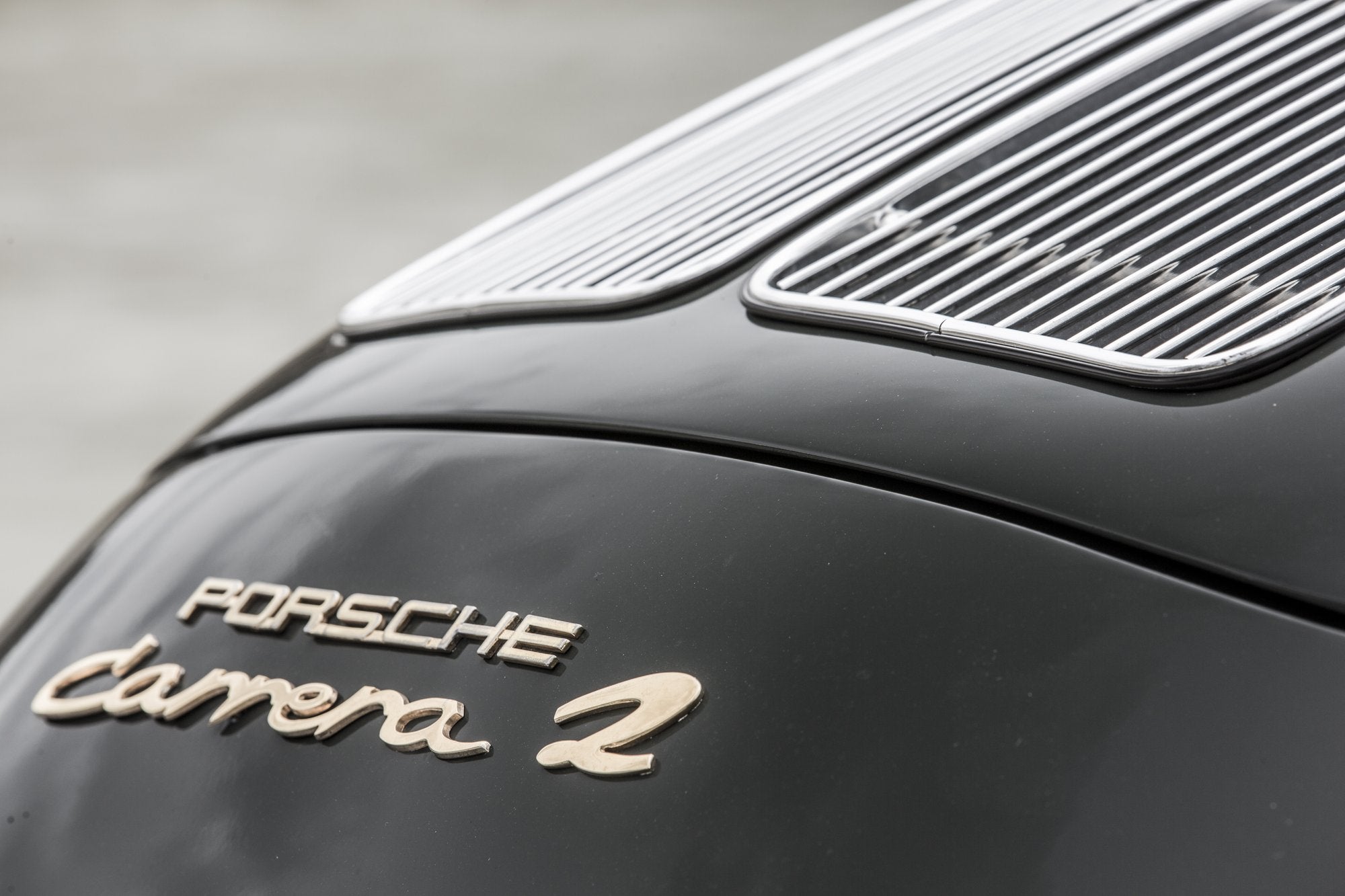 Voiture Porsche 356 Cabriolet Carrera 2 Grise Souris Cuir Brun Noir &Blanc