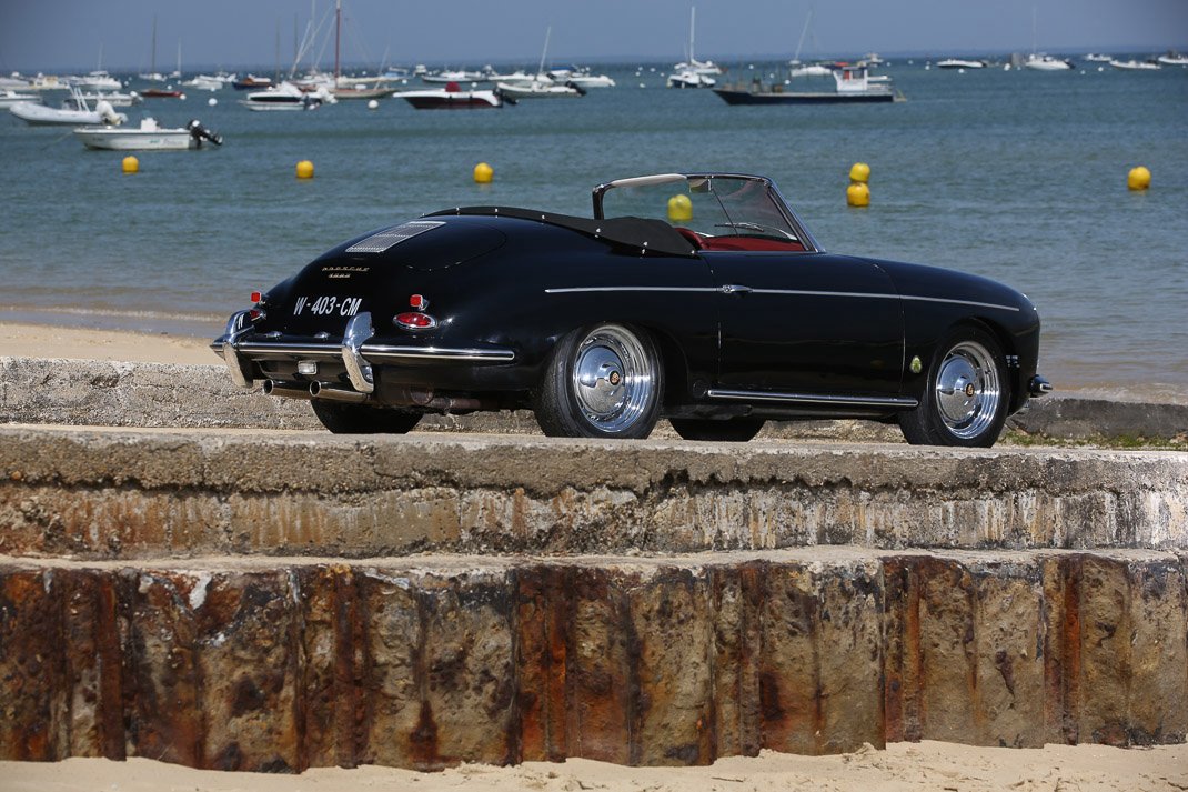 Voiture Porsche 356 Roadster 1960 Noir Cuir Rouge