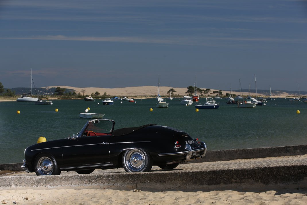 Voiture Porsche 356 Roadster 1960 Noir Cuir Rouge