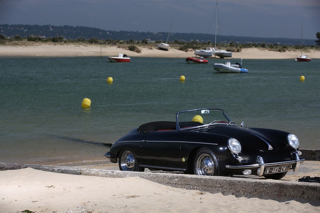 Voiture Porsche 356 Roadster 1960 Noir Cuir Rouge