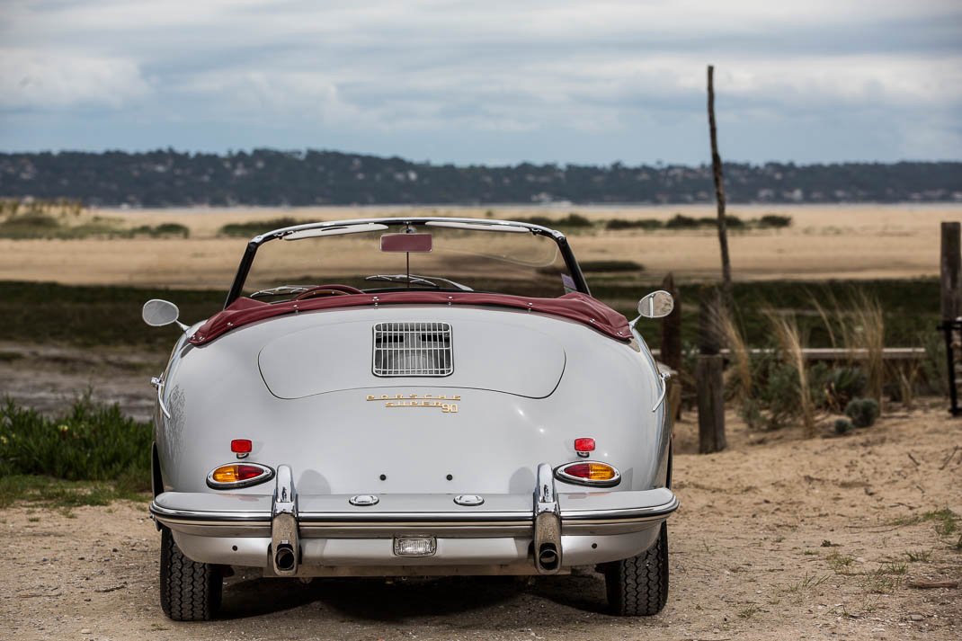 Voiture Porsche 356 Roadster Super 90 1960 Gris Argent Cuir Rouge