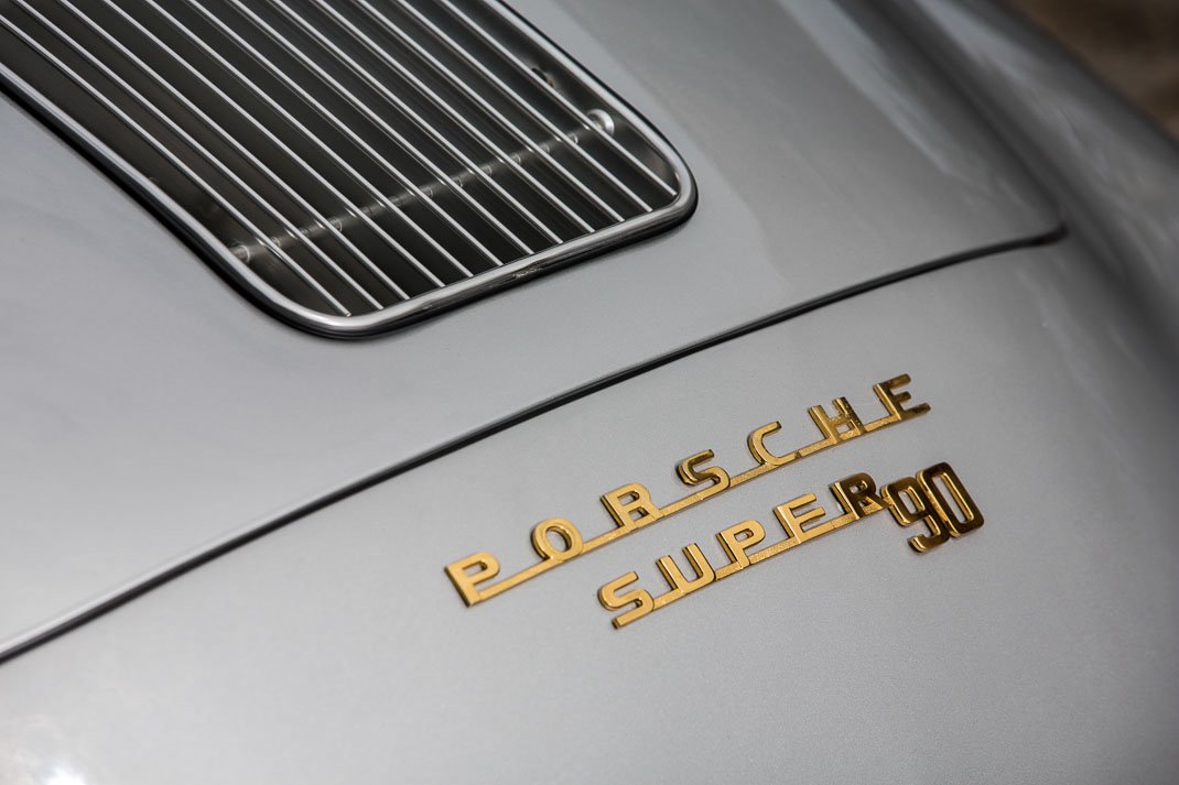 Voiture Porsche 356 Roadster Super 90 1960 Gris Argent Cuir Rouge Et Noir Cabane