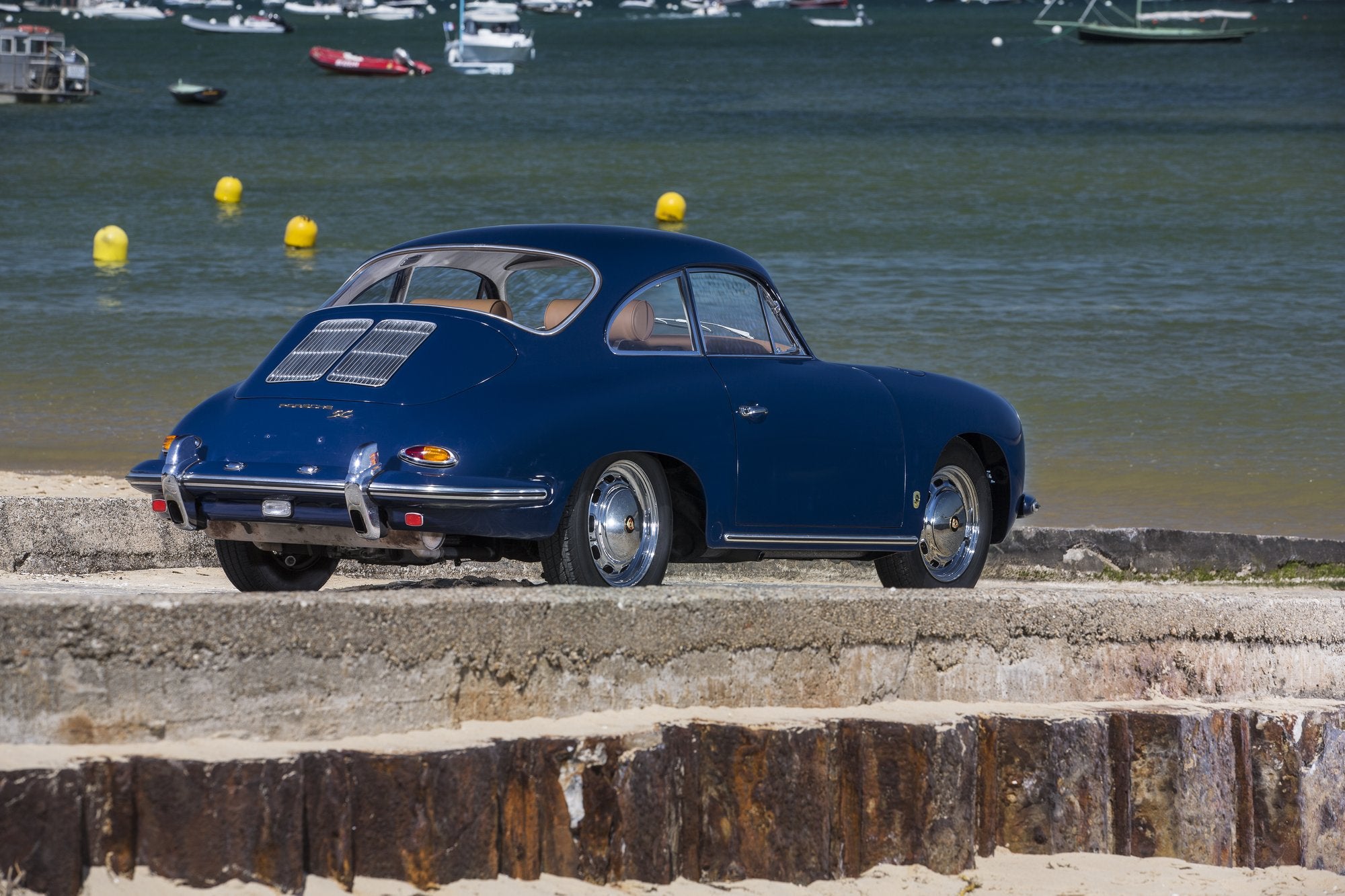 Voiture Porsche 356 SC Bali Blue Cuir Biscuit 1964