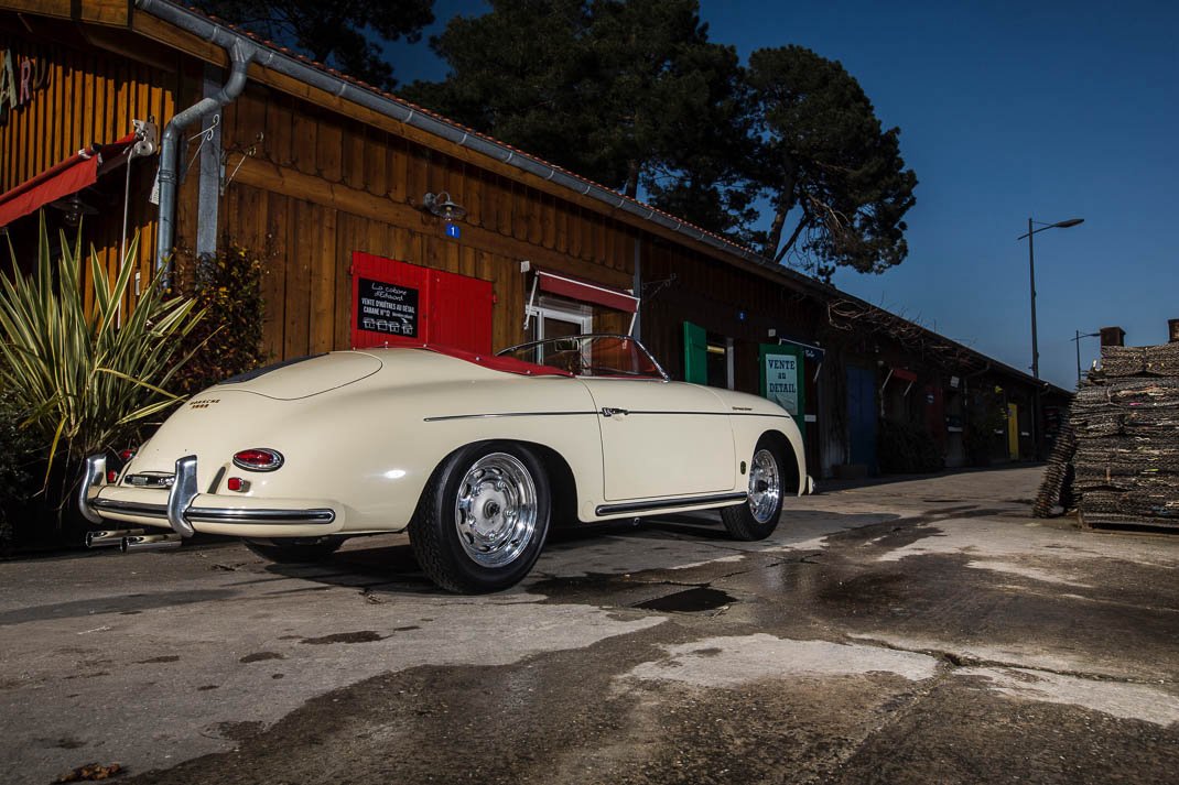 Voiture Porsche 356 Speedster Ivoir Cuir Rouge 1957