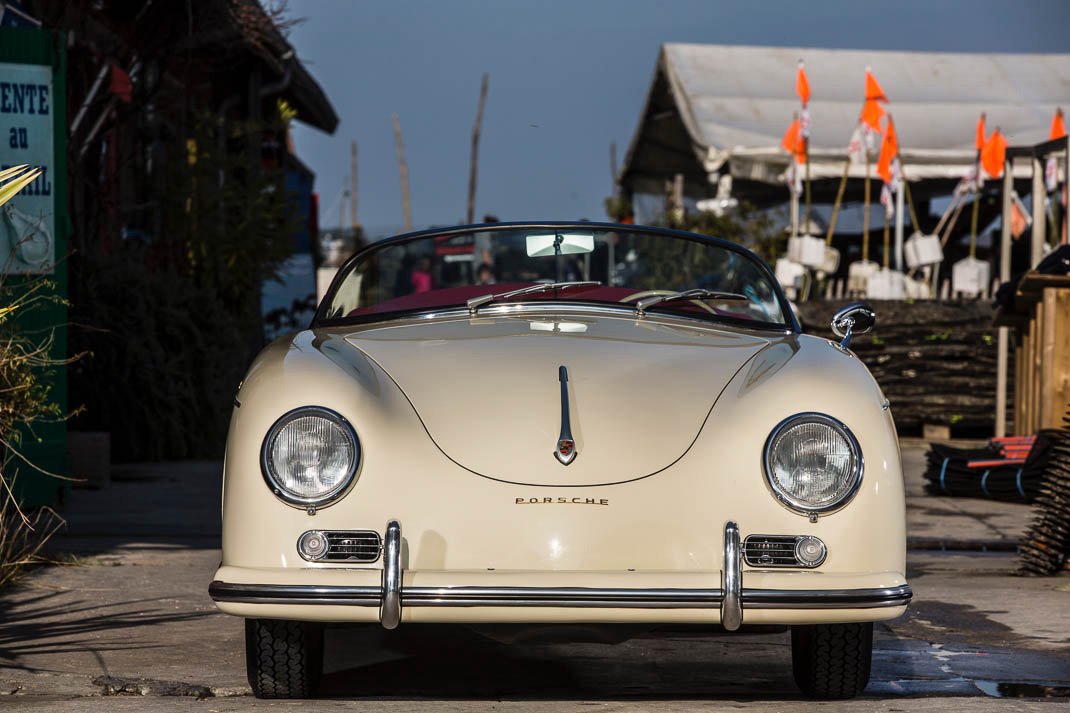 Voiture Porsche 356 Speedster Ivoir Cuir Rouge 1957