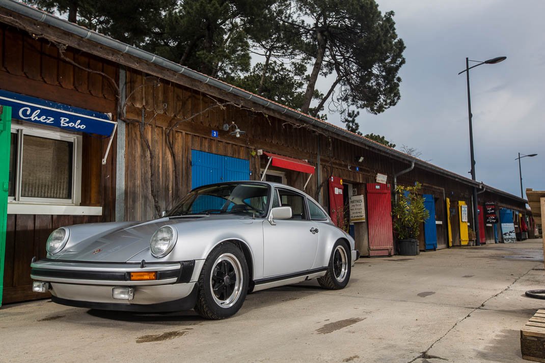 Voiture Porsche 911 3.0 Carrera Coupé Gris Argent