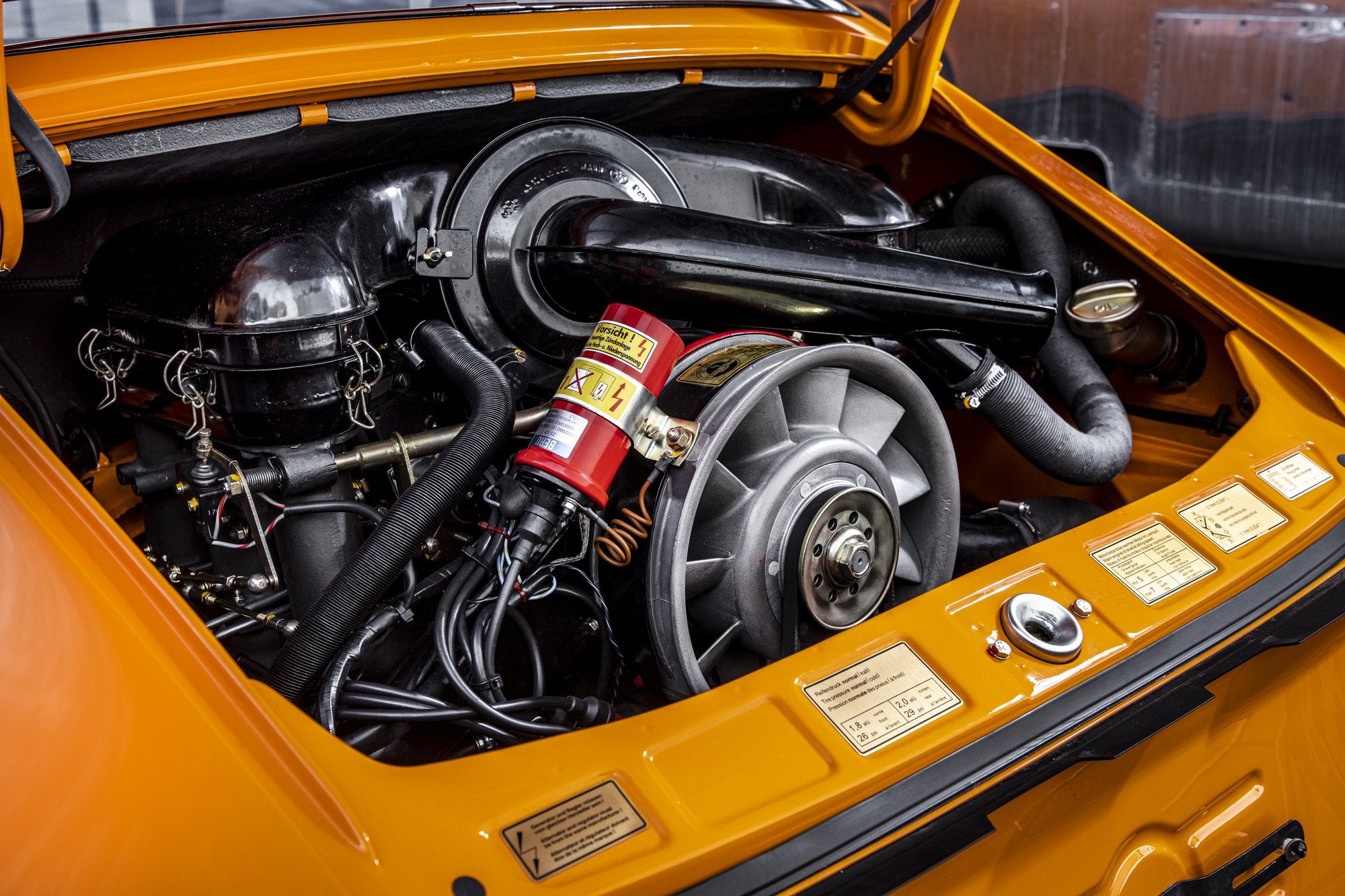 Voiture Porsche 911 2.2S 1Ère Main - Orange Signal Eau