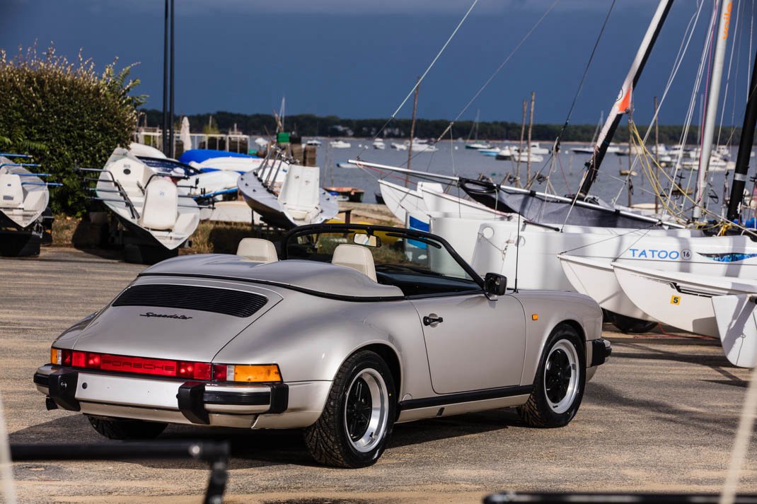 Voiture Porsche 911 3.2 Speedster Clair