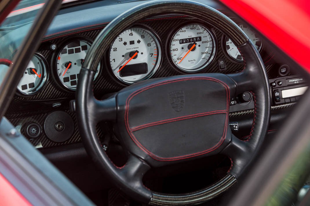 Voiture Porsche 993 Turbo S Coupé Rouge