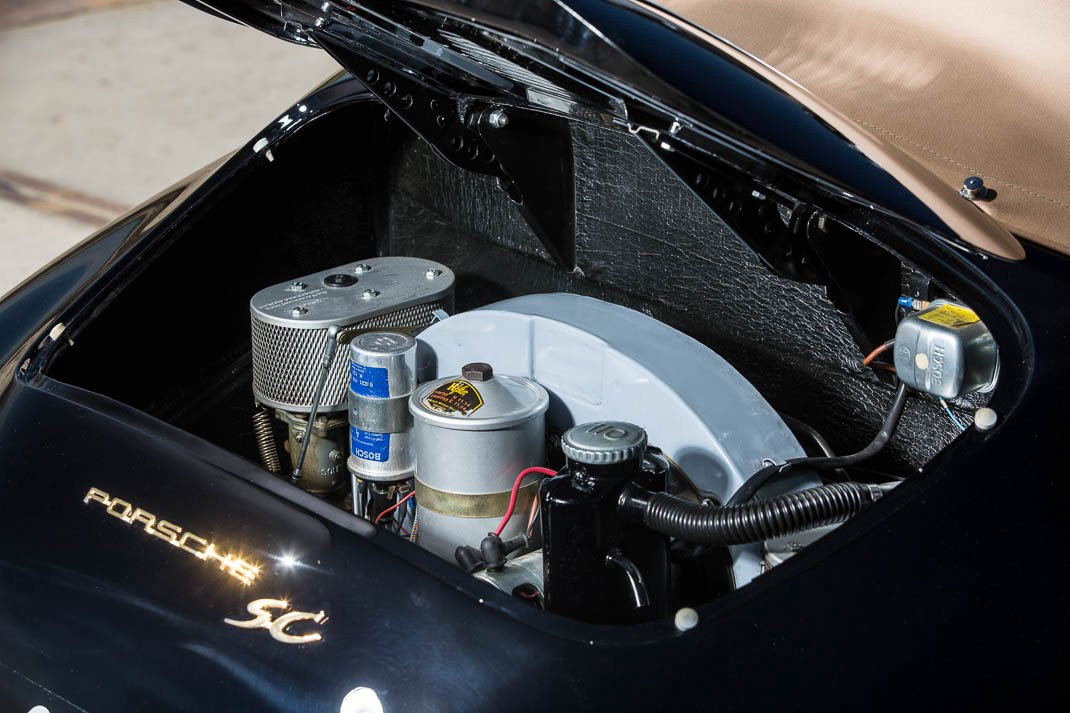 Voiture Porsche 356 SC Cabriolet Noir - Intérieur Beige Océan