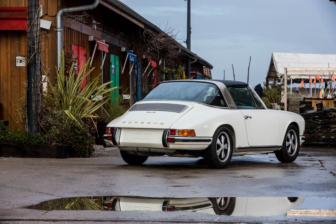 Voiture Porsche 911 2.2 S Targa Ivoire - Intérieur Noir Pied De Poule