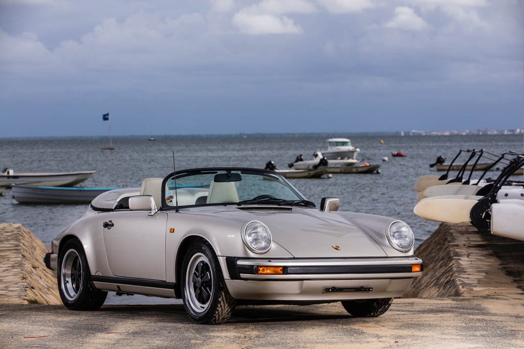 Voiture Porsche 911 3.2 Speedster Clair